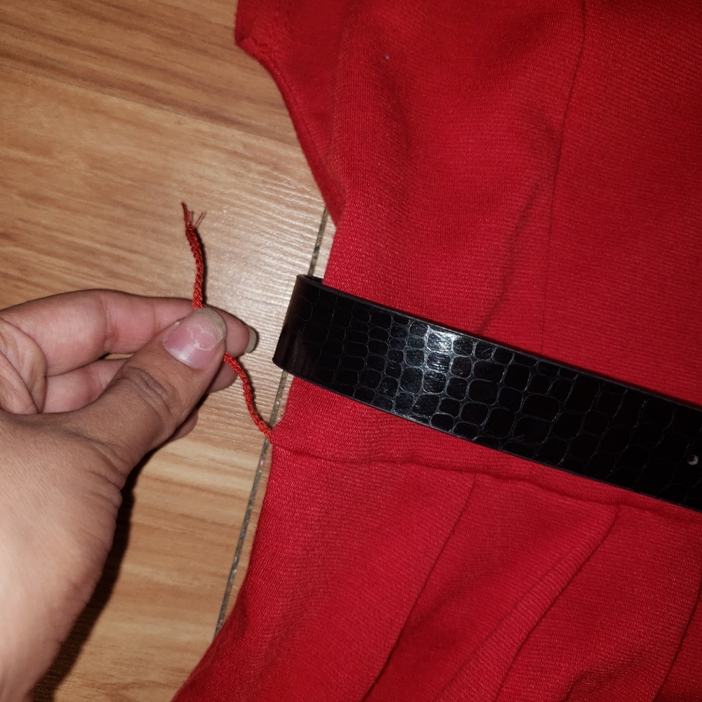 Red Dress - Picture 4 of 4